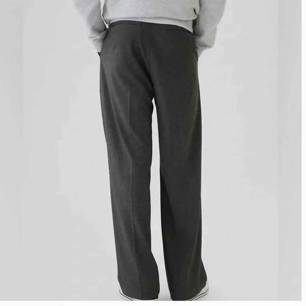 GAP 90s Loose 365 Relaxed Pleated Trousers Baggy Fit Minimalist 32x29.5" - Picture 3 of 15